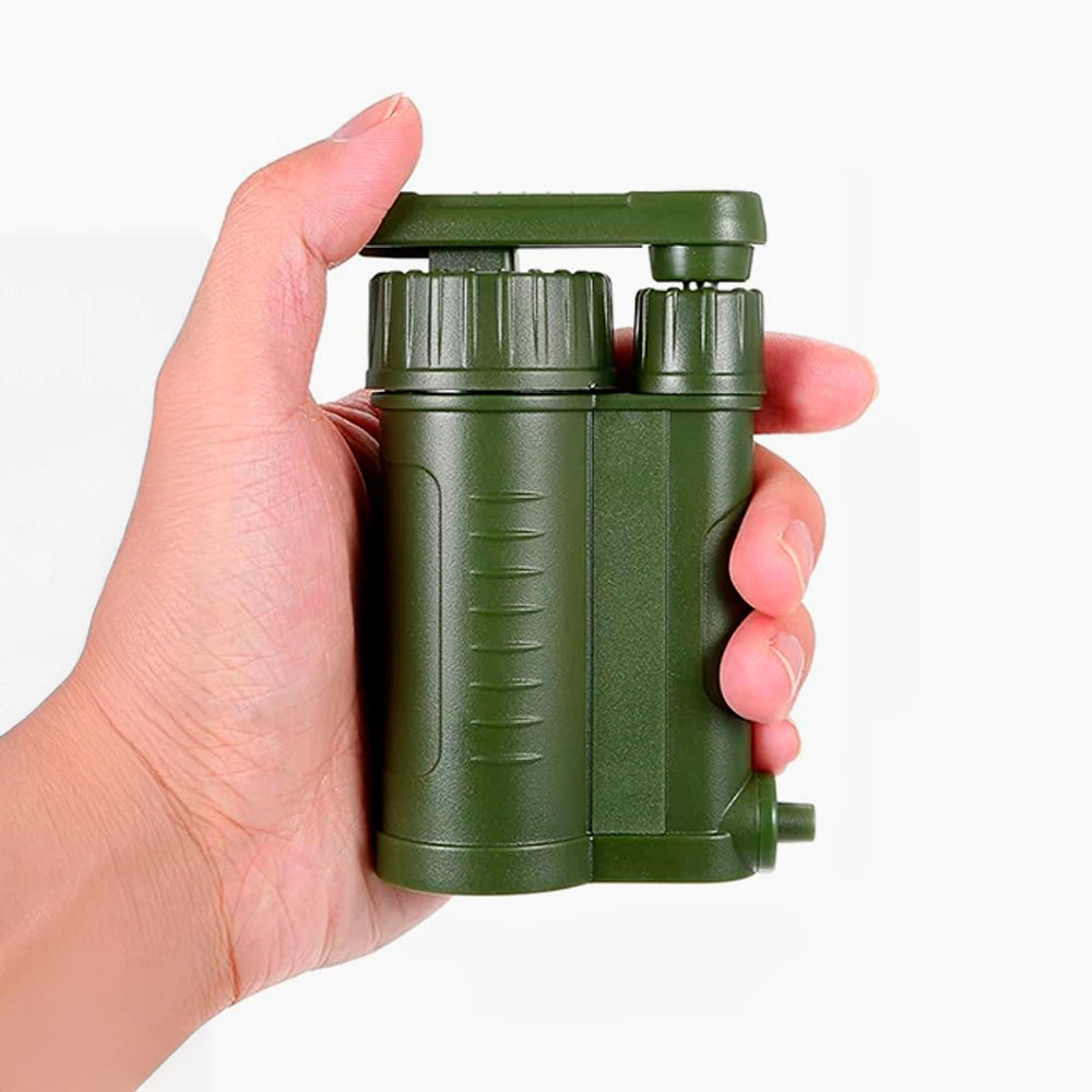 Portable Water Purifier with Manual Pump System